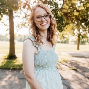 Meet your Posher, Alyssa